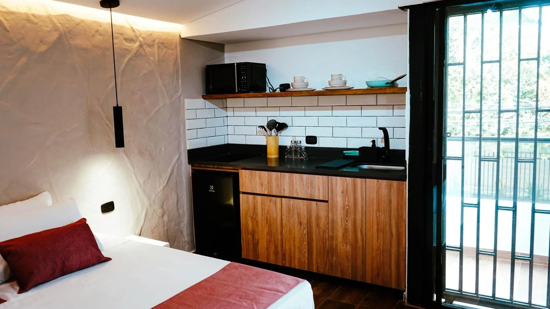 Stadium Home Shelter Medellin Homestay